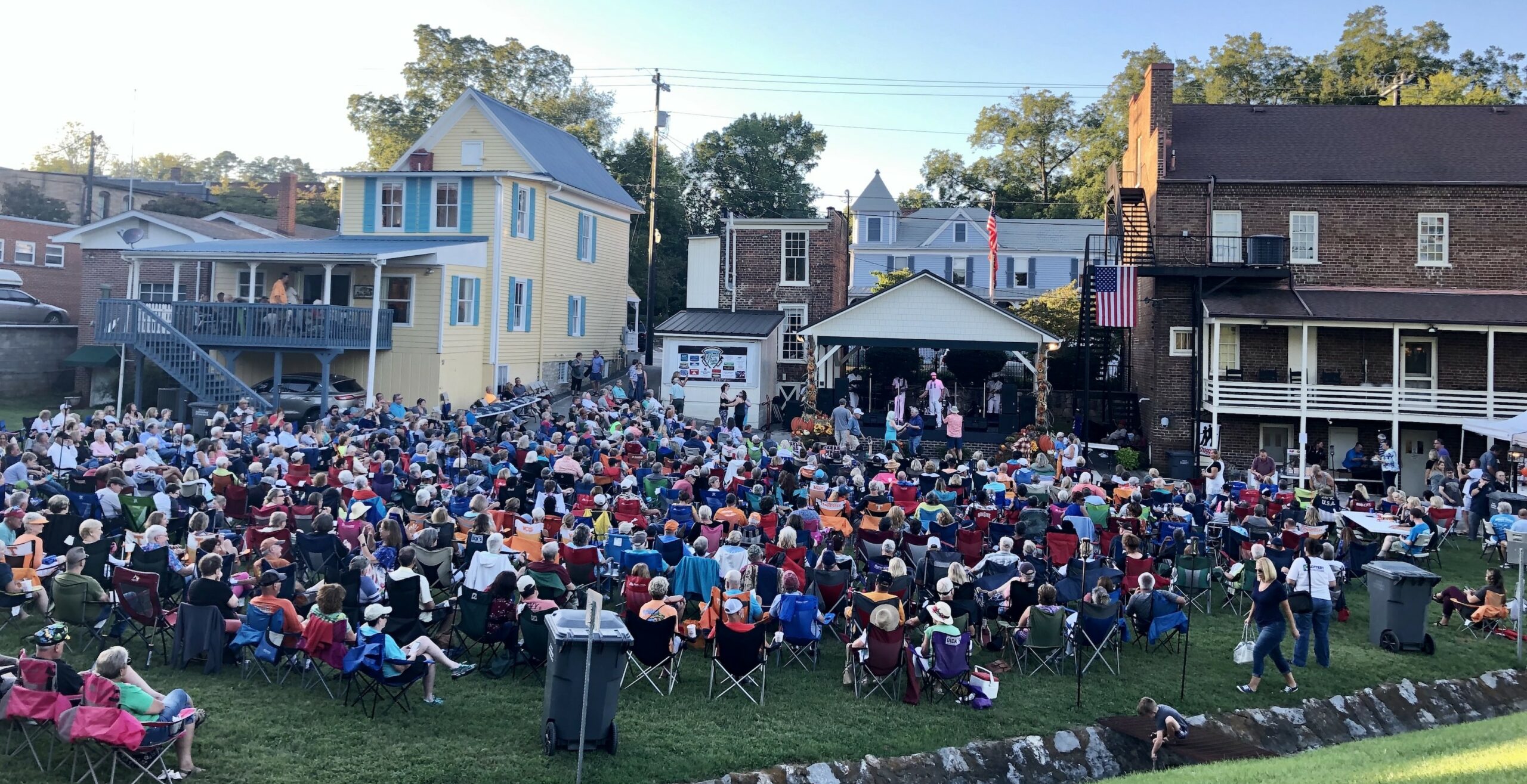 photo of downtown dandridge tn event music on the town